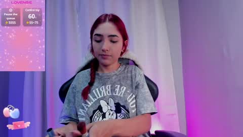 Snapshot of amberbaker21 chatting on February 4, 12:22 pm Amber Baker online show from February 4, 12:22 pm