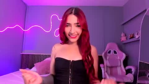 Snapshot of amberbaker21 chatting on July 12, 11:45 am Amber Baker online show from July 12, 11:45 am