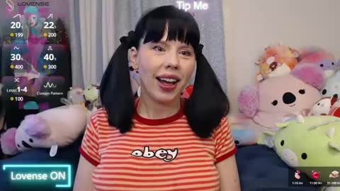 Amber Chase online show from January 9, 1:02 pm