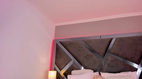 Amber  online show from February 4, 2:43 pm