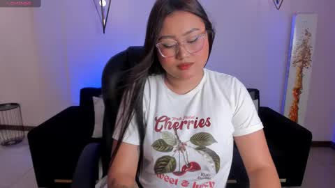 Amber  online show from March 4, 3:00 am