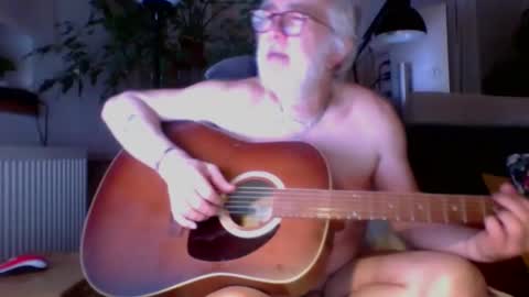 Snapshot of amberr11 chatting on January 12, 11:43 pm Amberr11 online show from January 12, 11:43 pm