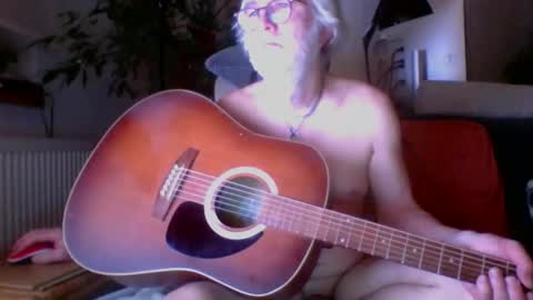 Snapshot of amberr11 chatting on January 13, 11:32 pm Amberr11 online show from January 13, 11:32 pm