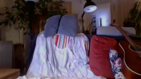 Snapshot of amberr11 chatting on January 15, 11:52 pm Amberr11 online show from January 15, 11:52 pm