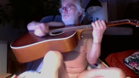 Snapshot of amberr11 chatting on January 19, 12:14 am Amberr11 online show from January 19, 12:14 am