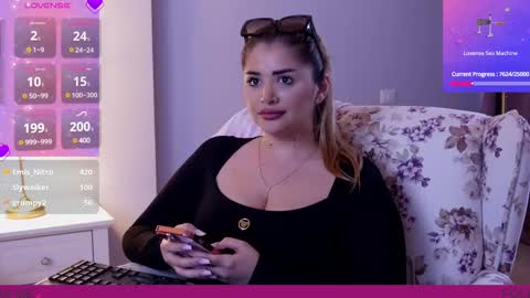 Amberseyes online show from March 10, 2:26 pm