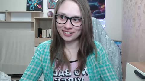 Snapshot of ambersimard chatting on April 19, 2:16 pm Amber online show from April 19, 2:16 pm