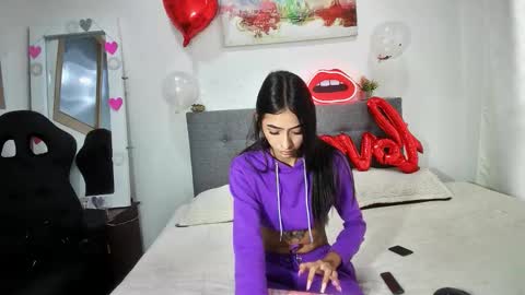 Amber  online show from February 16, 7:43 pm