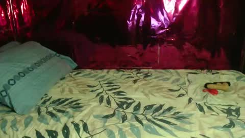 Marie online show from January 4, 5:37 pm