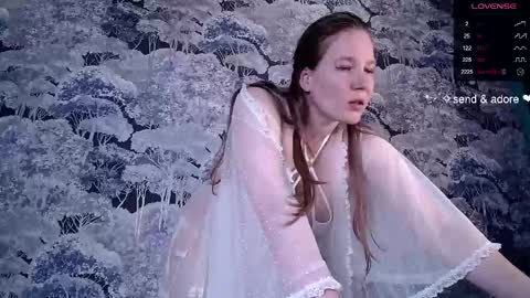  25 WEEK Princess  Linnea  online show from April 23, 12:29 pm