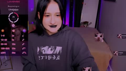 Snapshot of ame_core chatting on May 19, 11:00 pm Ame online show from May 19, 11:00 pm