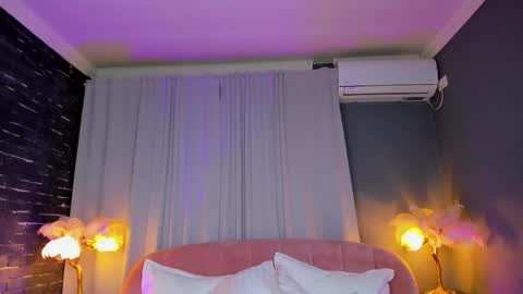 AMY online show from February 10, 9:19 pm