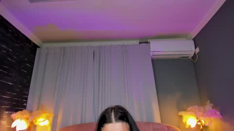 Snapshot of amedeeabanks chatting on April 28, 2:27 am AMY online show from April 28, 2:27 am