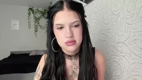 Alica online show from November 17, 10:10 am