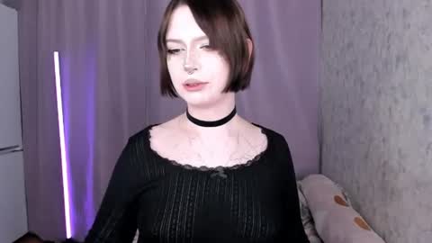 Amelia online show from June 13, 3:10 pm