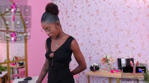 Snapshot of amelia_adms chatting on March 6, 7:10 pm Amelia Adams online show from March 6, 7:10 pm