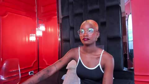 Snapshot of amelia_adms chatting on September 13, 6:18 pm Amelia Adams online show from September 13, 6:18 pm