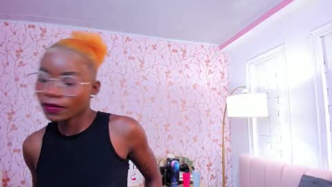 Snapshot of amelia_adms chatting on September 16, 7:04 pm Amelia Adams online show from September 16, 7:04 pm