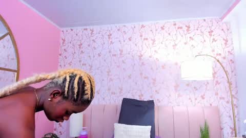 Snapshot of amelia_adms chatting on November 7, 7:47 pm Amelia Adams online show from November 7, 7:47 pm