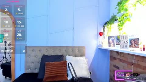Snapshot of amelia_adms chatting on June 19, 12:09 pm Amelia Adams online show from June 19, 12:09 pm