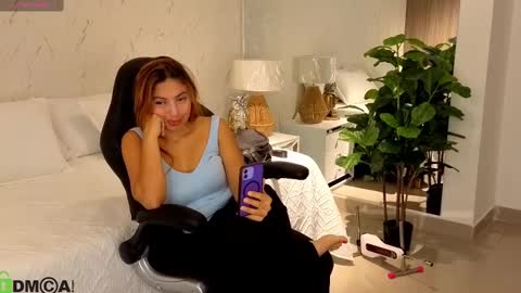 AMELIA online show from October 5, 11:52 am