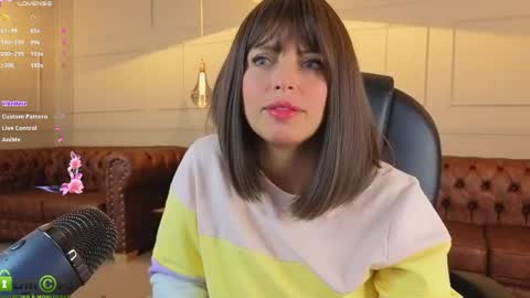 AMELIA online show from April 17, 12:08 pm