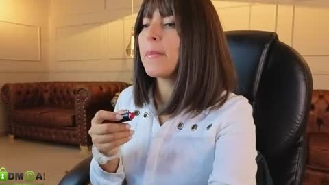 AMELIA online show from April 18, 12:09 pm