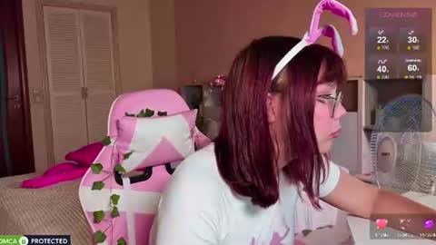 Snapshot of amelia_grant_11 chatting on August 10, 6:39 am Amelia online show from August 10, 6:39 am