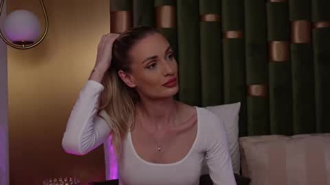 Amelia online show from March 5, 9:27 am