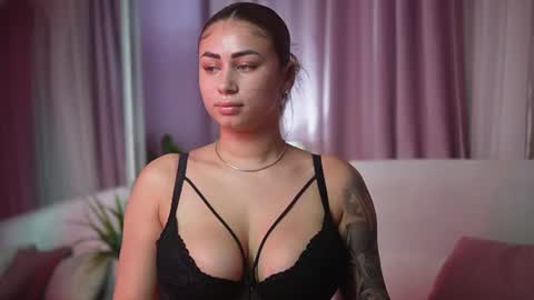  Amelia  online show from August 7, 5:26 pm
