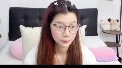 Snapshot of ameliabess chatting on July 17, 5:14 am bess online show from July 17, 5:14 am
