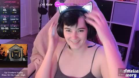 ameliaivory online show from October 31, 3:07 am