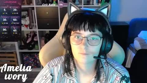 Snapshot of ameliaivory chatting on April 30, 6:20 am ameliaivory online show from April 30, 6:20 am