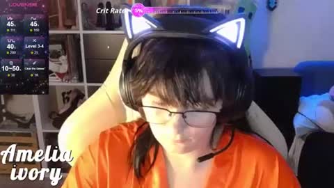 Snapshot of ameliaivory chatting on June 15, 5:42 am ameliaivory online show from June 15, 5:42 am