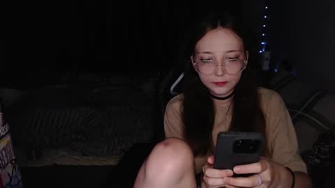 Amelia online show from November 13, 2:49 pm