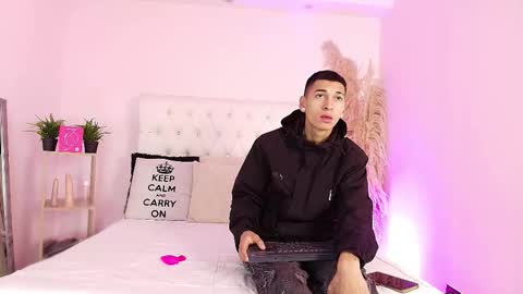 amelialoveace online show from November 18, 12:42 pm