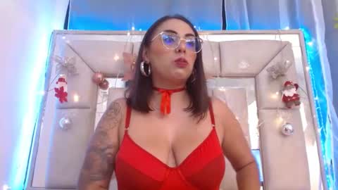 Chloe online show from December 4, 7:06 am