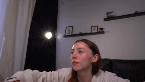 Snapshot of ameliamber0 chatting on July 23, 4:27 pm Amelia online show from July 23, 4:27 pm