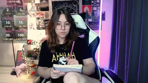 Amelia online show from November 3, 9:10 am