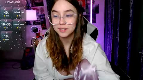 Snapshot of ameliameadd chatting on May 1, 11:48 am Amelia online show from May 1, 11:48 am