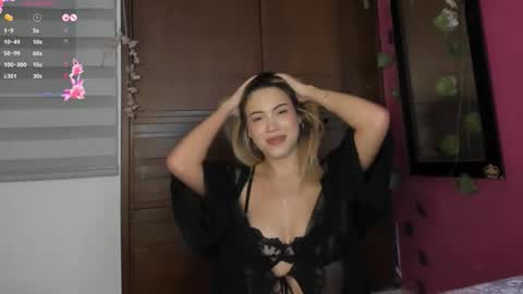 Amelia online show from January 14, 9:31 pm