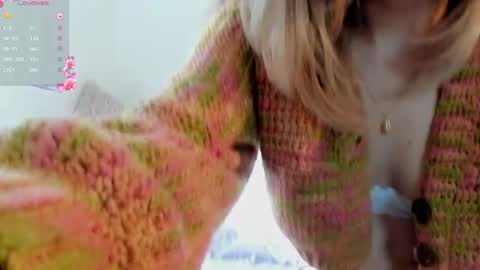 Snapshot of ameliashepard1 chatting on June 1, 9:16 pm Amelia online show from June 1, 9:16 pm