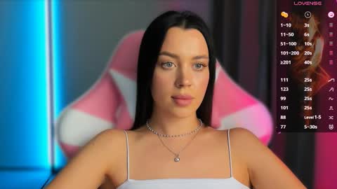 Amelia Sonk online show from September 19, 7:47 pm