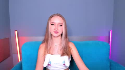 ameliawise online show from January 5, 8:43 am