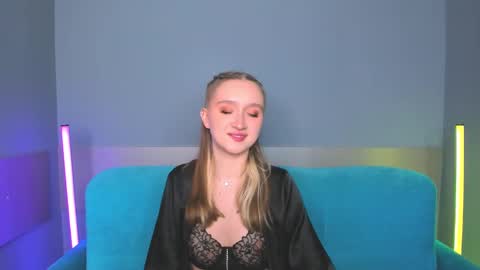 ameliawise online show from February 17, 1:53 pm