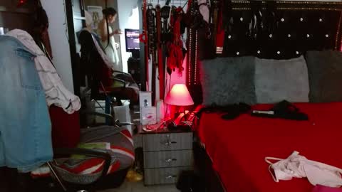 amelie__martinez online show from February 27, 10:26 am