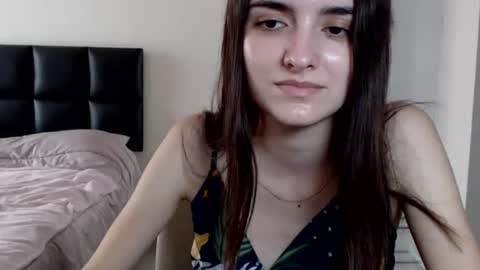 ameliebanshee online show from September 9, 8:36 am