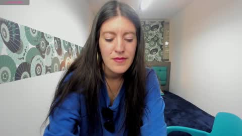 A M E L I E online show from January 9, 6:26 pm