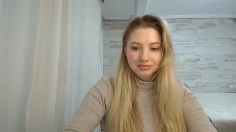 Amelie online show from January 10, 7:04 pm