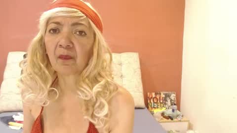 Amelie Lux online show from April 18, 7:51 pm